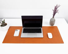 Load image into Gallery viewer, EXTEND Genuine Leather Desk Pad Small