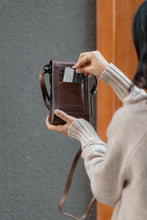 Load image into Gallery viewer, EXTEND Genuine Leather Hand Bag 10065