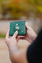 Load image into Gallery viewer, Moccow Edition - EXTEND Genuine Leather AirTag Wallet