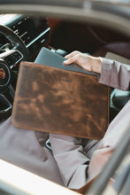 Load image into Gallery viewer, EXTEND Genuine Leather Laptop Bag 16 inch 971