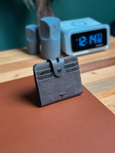 Load image into Gallery viewer, EXTEND Genuine Leather Wallet 1352