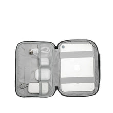 Load image into Gallery viewer, Momax 1-World Organiser Tech Kit (SR35)