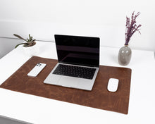 Load image into Gallery viewer, EXTEND Genuine Leather Desk Pad Small
