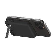 Load image into Gallery viewer, Belkin Magnetic Wireless Power Bank 5K Stand
