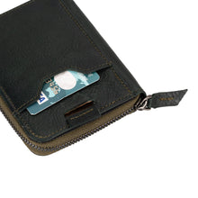 Load image into Gallery viewer, Franz Edition - EXTEND Genuine Leather Wallet
