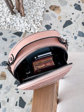 Load image into Gallery viewer, EXTEND Genuine Leather Hand Bag 10062
