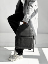 Load image into Gallery viewer, EXTEND Genuine Leather Backpack 1923
