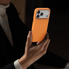 Load image into Gallery viewer, Levelo Iris Case For 17 Pro /17 ProMax
